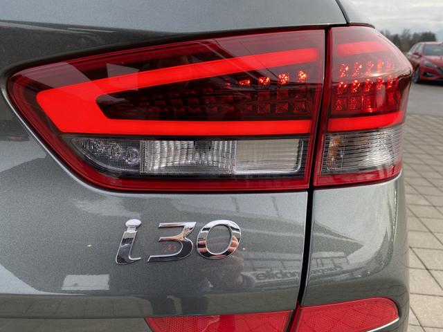 Hyundai i30 Kombi Rückleuchte