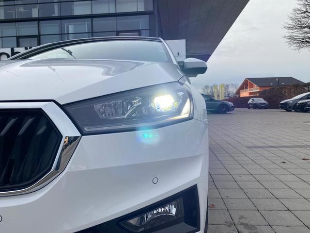 Skoda Fabia Style (D4) 1.0 TSI 110 DYNAMIC|NAV|KAM|VIRTU|VOLL-LED|17"|5J-GAR|UVM. (Vorlauf 17.03.2026) 