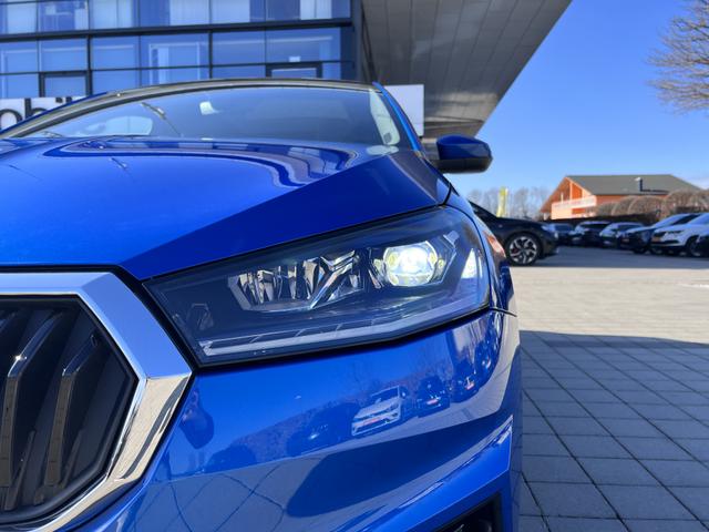 Skoda Fabia Style (D4) 1.0 TSI 110 DYNAMIC|NAV|KAM|VIRTU|PANO|LED|16"|5J-GAR|UVM. 