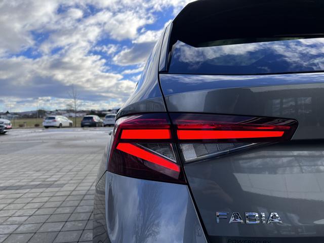 Skoda Fabia Style (D4) 1.0 TSI 110 DYNAMIC|NAV|KAM|VIRTU|PANO|LED|16"|5J-GAR|UVM. (Vorlauf 07.05.2026) 
