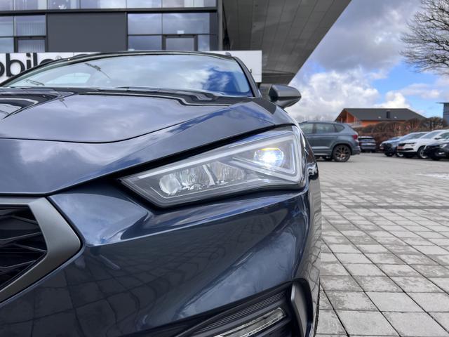 Seat Leon FR (D3) XL 1.5 eTSI 150 DSG|NAV.10"|BEATS|VIRTUAL|VOLL-LED|5J.GAR|AHK|UVM(Vorlauf 05.04.2025) 