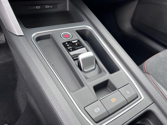 Seat Leon FR (D3) XL 1.5 eTSI 150 DSG|NAV.10"|BEATS|VIRTUAL|VOLL-LED|5J.GAR|AHK|UVM(Vorlauf 05.04.2025) 