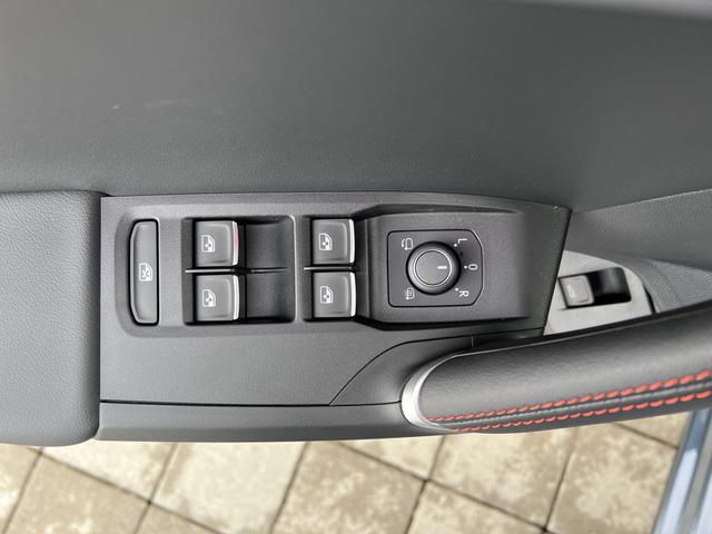 Seat Leon FR (D3) XL 1.5 eTSI 150 DSG|NAV.10"|BEATS|VIRTUAL|VOLL-LED|5J.GAR|AHK|UVM(Vorlauf 05.04.2025) 