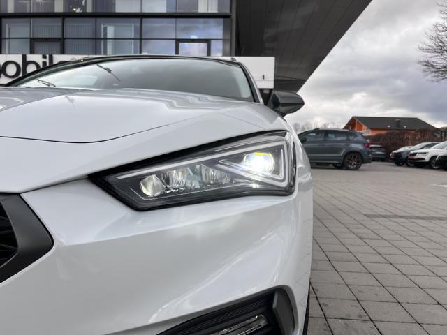 Seat Leon Sportstourer FR (D3) XL 1.5 eTSI 150 DSG|NAV.10"|BEATS|VIRTUAL|VOLL-LED|5J.GAR|AHK|UVM(Vorlauf 06.04.2026) 