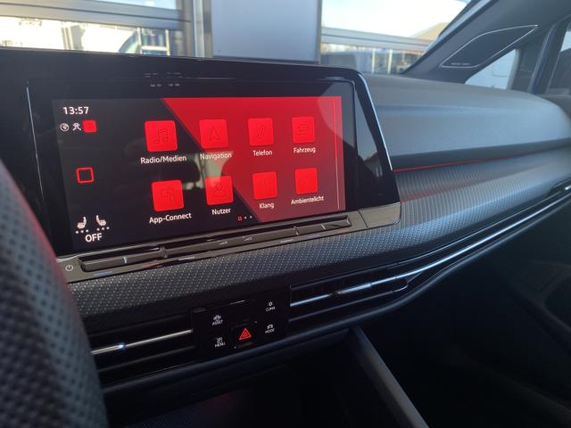  VW Golf 8 R-Line Multimedia 