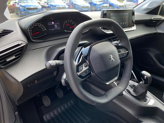 Lenkrad Innenraum Peugeot 208 Active Pack 1.2 PureTech