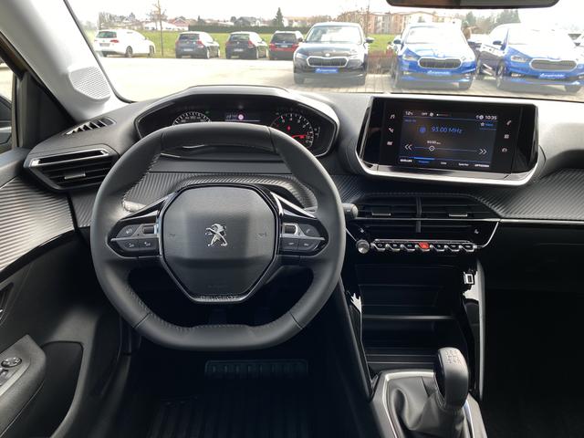 Peugeot 208 Active Pack Innenraum 
