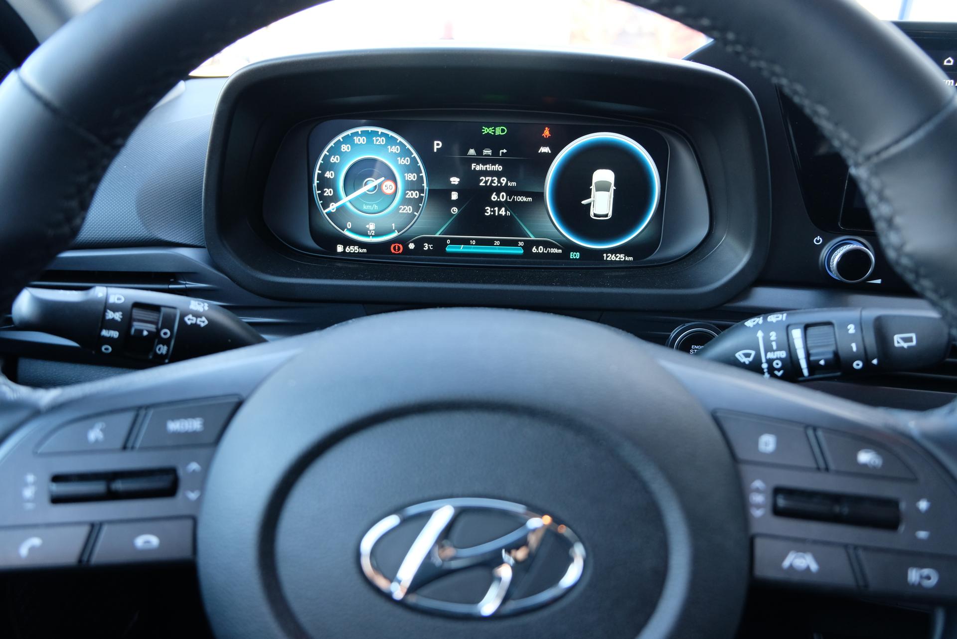 Innenraum digitales Cockpit Hyundai BAYON 1.0 T-GDI 48-Volt-Hybrid