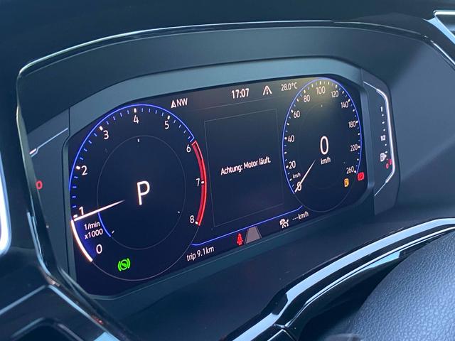Digitales Cockpit VW Touran Highline 1.5 TSI 150 DSG