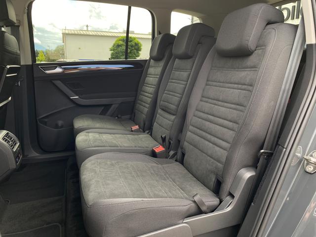 R&uuml;cksitzbank VW Touran Highline