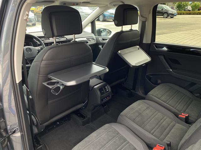 Innenraum R&uuml;cksitzbank VW Touran Highline 