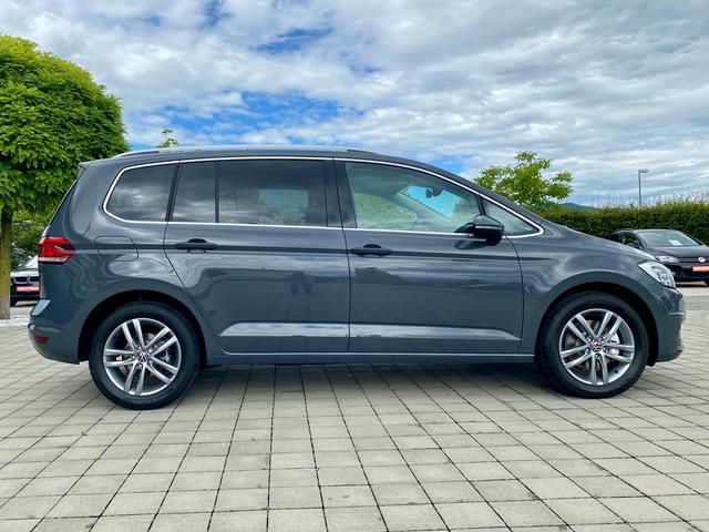 Beifahrerseite VW Touran Highline 