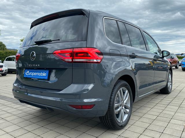 R&uuml;ckseite VW Touran Highline 