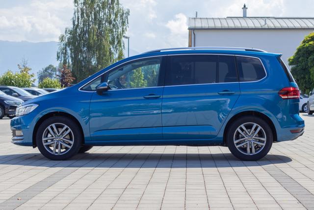Fahrerseite VW Touran Highline 1.5 TSI 150 DSG