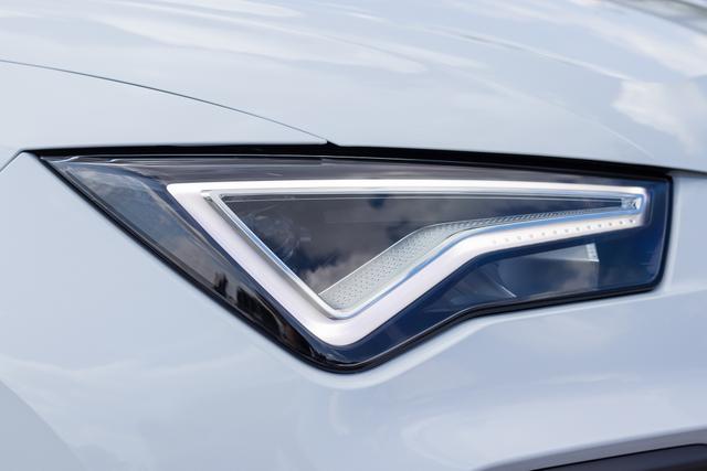 Seat Ateca FR 1.5 TSI DSG LED Scheinwerfer