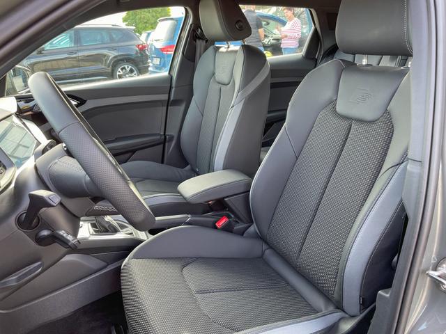 Polsterung Vordersitze Audi A1 Sportback S-line DYNAMIK 