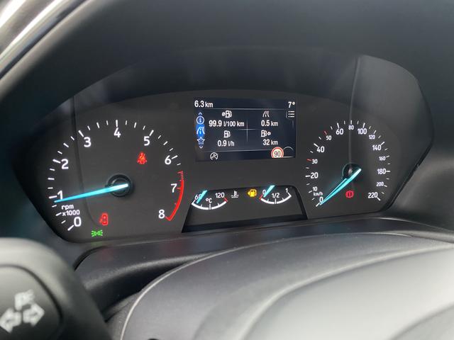 Cockpit Ford Puma Titanium