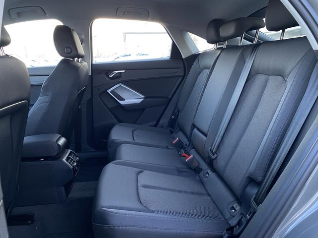 Rücksitzbank Audi Q3 Sportback Basis 