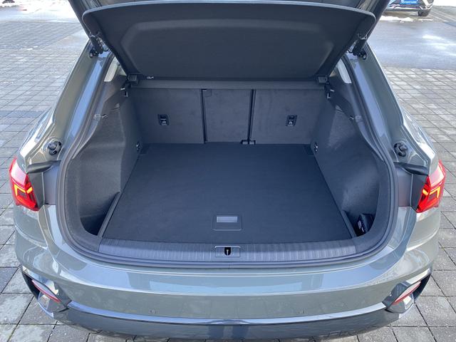 Kofferraum Audi Q3 Sportback Basis 