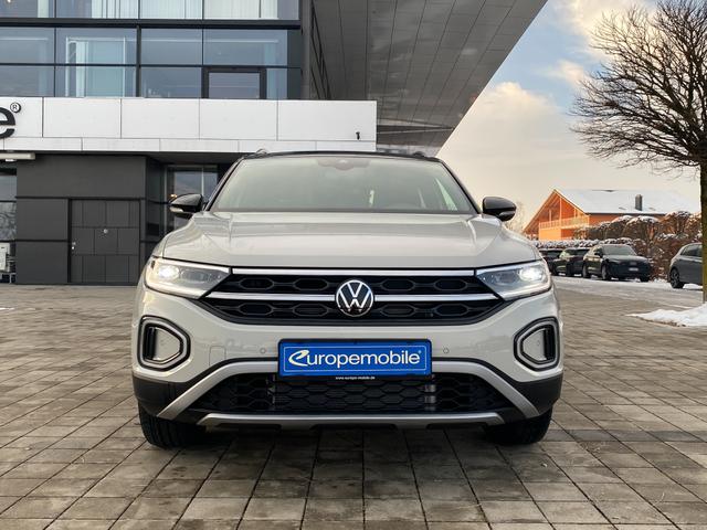 Front 2022 VW T-Roc Style Black-Style