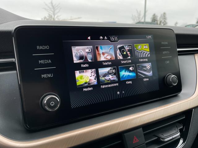 Multimedia touchscreen Skoda Kamiq STYLE