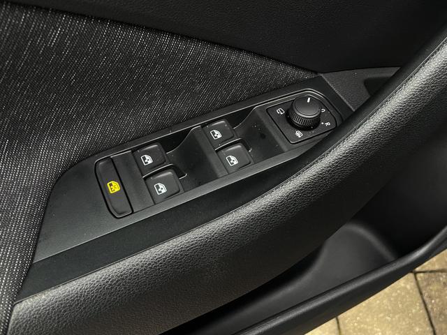Fahrertür Highlights Skoda Kamiq STYLE