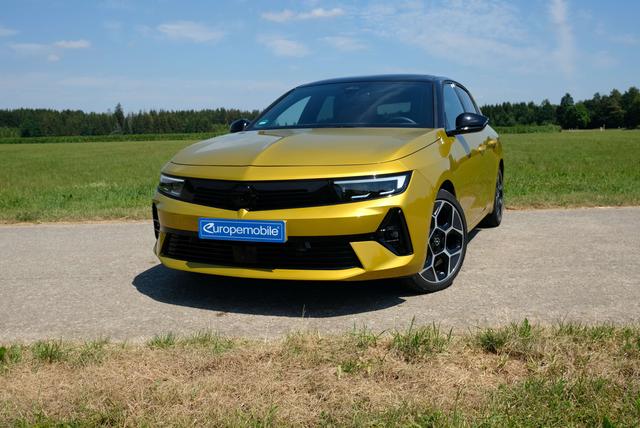 Vorne Opel Astra 