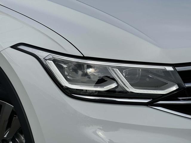 Scheinwerfer VW Tiguan R-Line (D6 Promo) 1.5 TSI OPF ACT DSG 150
