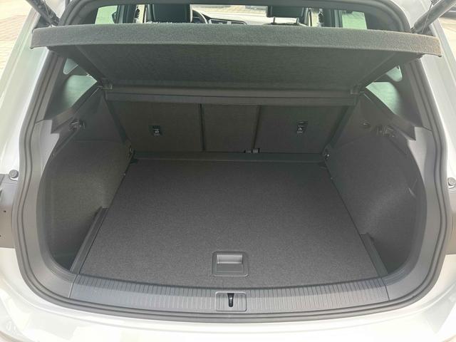 Kofferraum VW Tiguan R-Line (D6 Promo) 1.5 TSI OPF ACT DSG 150