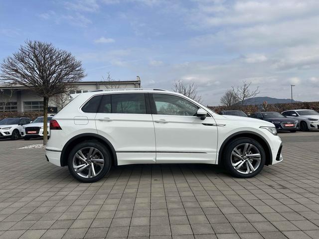 Beifahrerseite VW Tiguan R-Line (D6 Promo) 1.5 TSI OPF ACT DSG 150