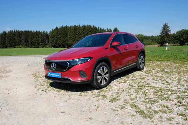 Vorne Mercedes-Benz EQA