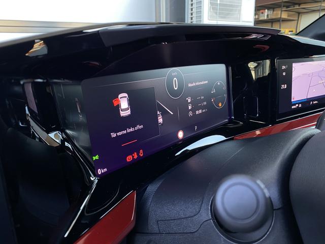 Digitales Cockpit Opel Mokka GS 1.2 Turbo 130 AT (Lager)