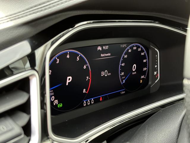 Digitales Cockpit VW T-Roc R-Line 1.5 TSI 150 DSG