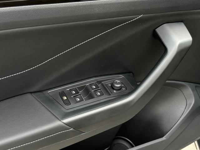 Fahrertür Highlights VW T-Roc R-Line 1.5 TSI 150 DSG