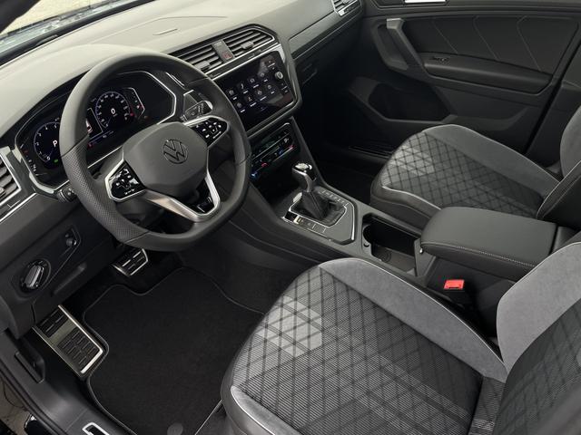 Innenraum 2023 VW Tiguan R-Line