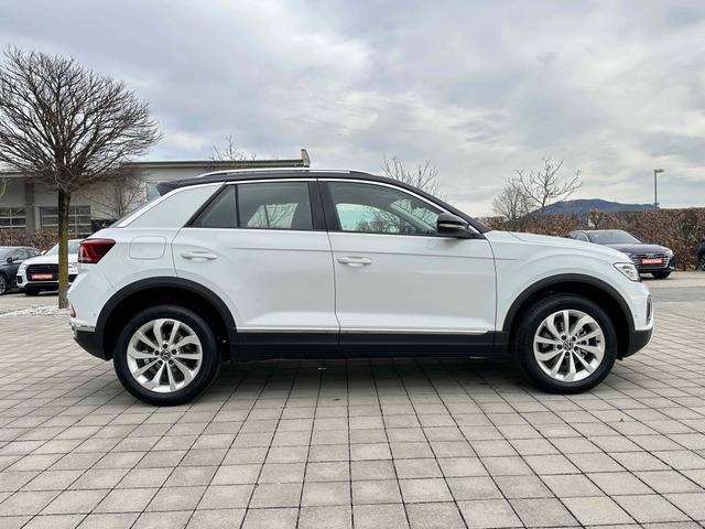 Beifahrerseite VW T-Roc Style 1.5 TSI 150 DSG (Vorlauf)