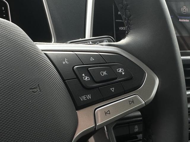 Lenkrad VW T-Roc Style 1.5 TSI 150 DSG (Vorlauf)