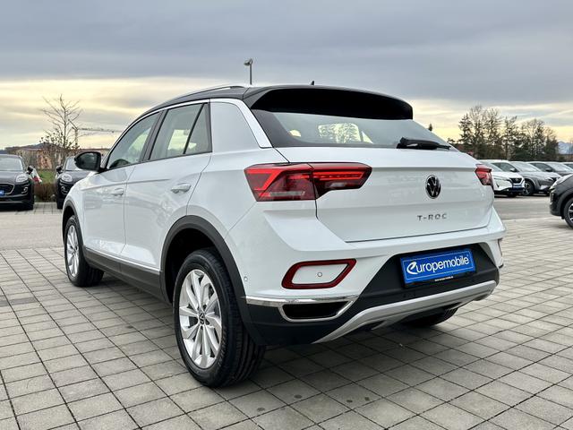 Hinten VW T-Roc Style 1.5 TSI 150 DSG (Vorlauf)