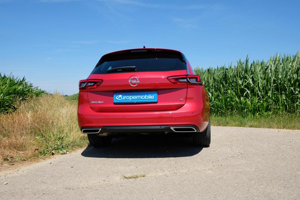 Opel Insignia Sports Tourer: Der Kombi im Zugwagen-Test