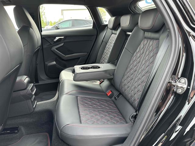 Leder Polsterung Rücksitzbank Audi A3 Sportback S-line