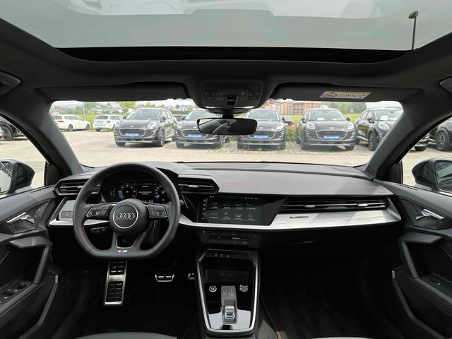 Innenraum Panoramadach Audi A3 Sportback S-line