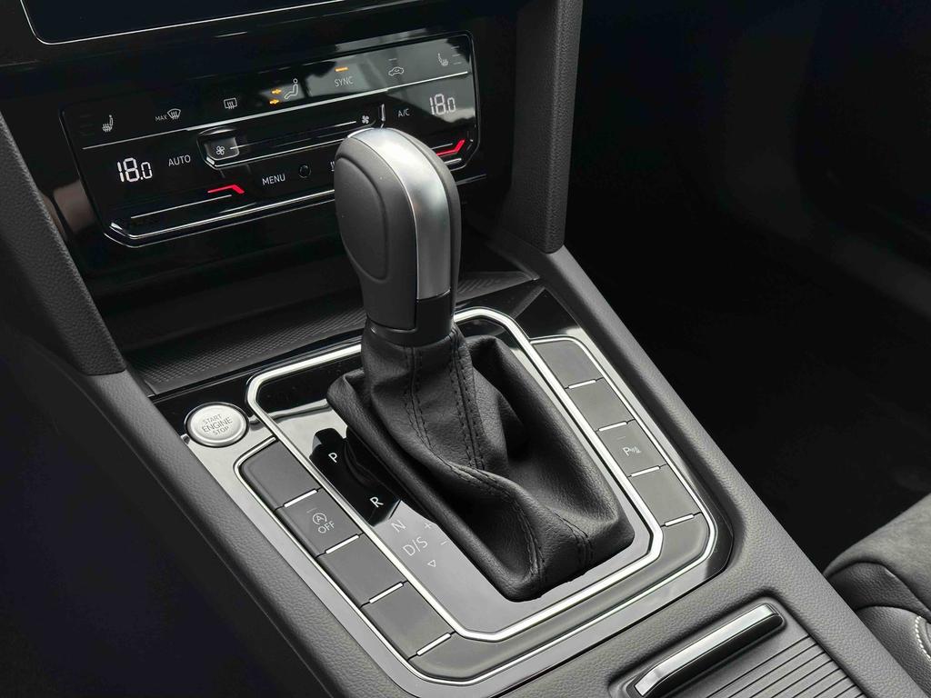 Komfort Mittelkonsole mit Staufach und USB schwarz Leder für VW