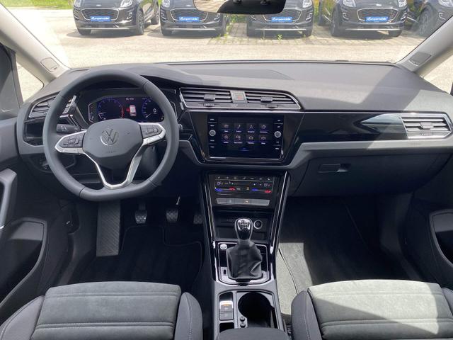 Innenraum VW Touran Highline MJ2023