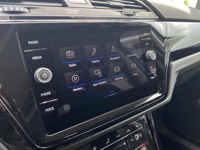  Multimedia VW Touran Highline MJ2023
