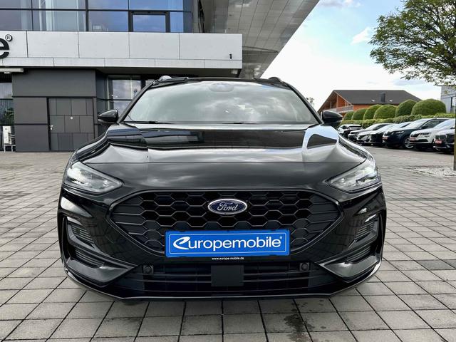 Front Ford Focus Turnier ST-Line X Agate Black Metallic