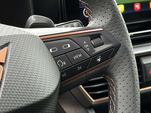 Multifunktionslenkrad Cupra Formentor 1.5 TSI 110 kW DSG