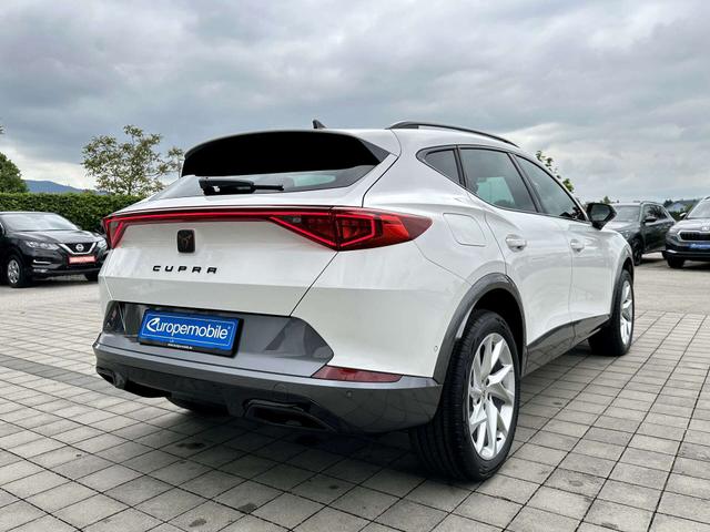 Hinten Cupra Formentor 1.5 TSI 110 kW DSG
