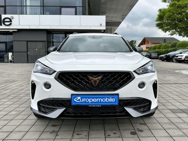 Vorne Cupra Formentor 1.5 TSI 110 kW DSG