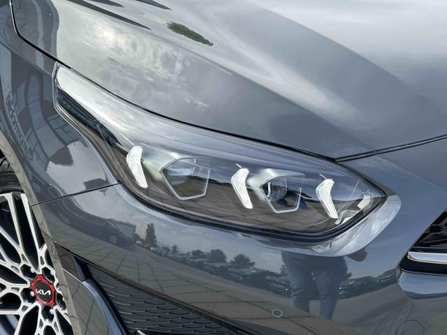 Scheinwerfer Kia ProCeed GT 1.6 T-GDI DCT MJ2023 