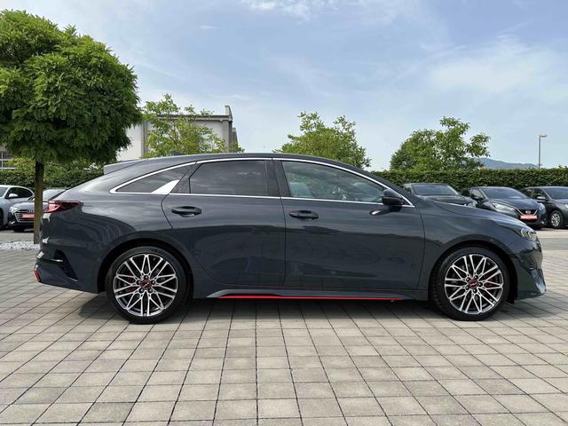 Beifahrerseite Kia ProCeed GT 1.6 T-GDI DCT MJ2023 